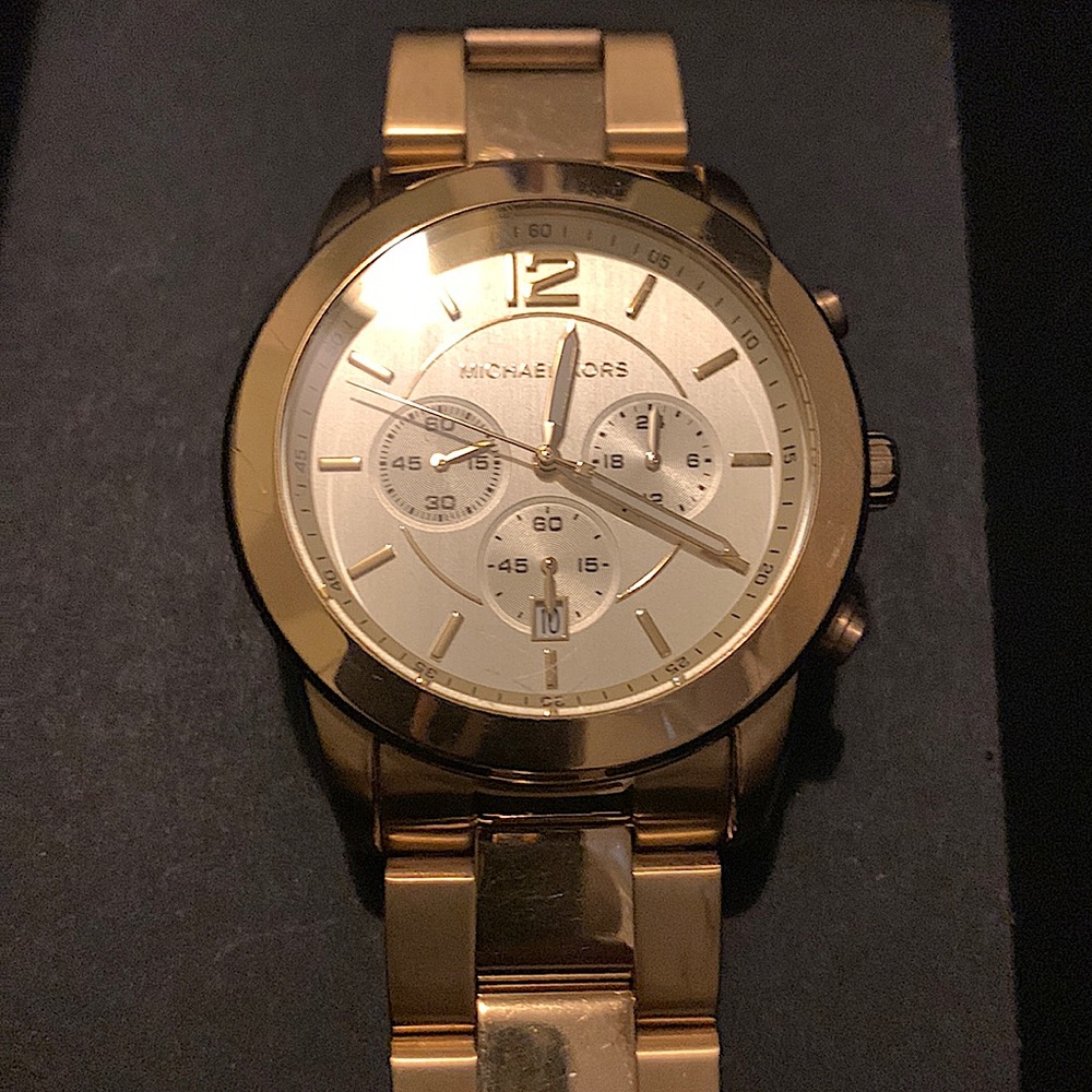 Mens Michael Kors Watch , Needs Battery $100.00